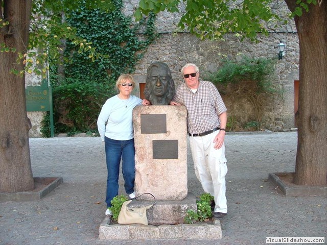 Frédéric Chopin bust outside monastary Valldemossa Oct. 2005